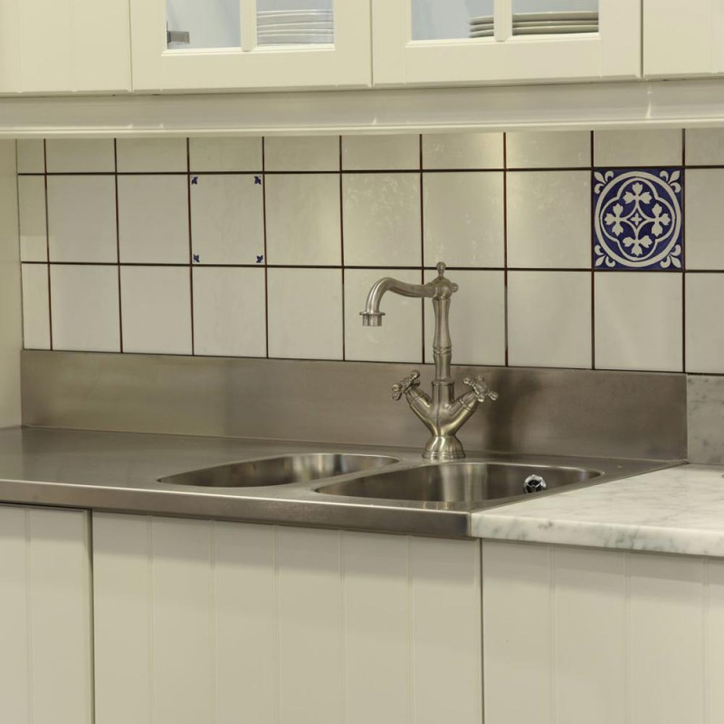 robinet de cuisine traditionnel répandu Inox massif brossé