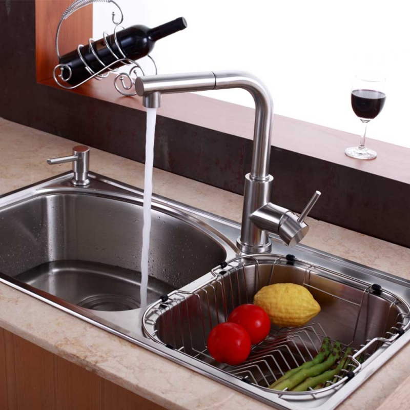 Robinet de cuisine extractible à un trou et une poignée en acier inoxydable