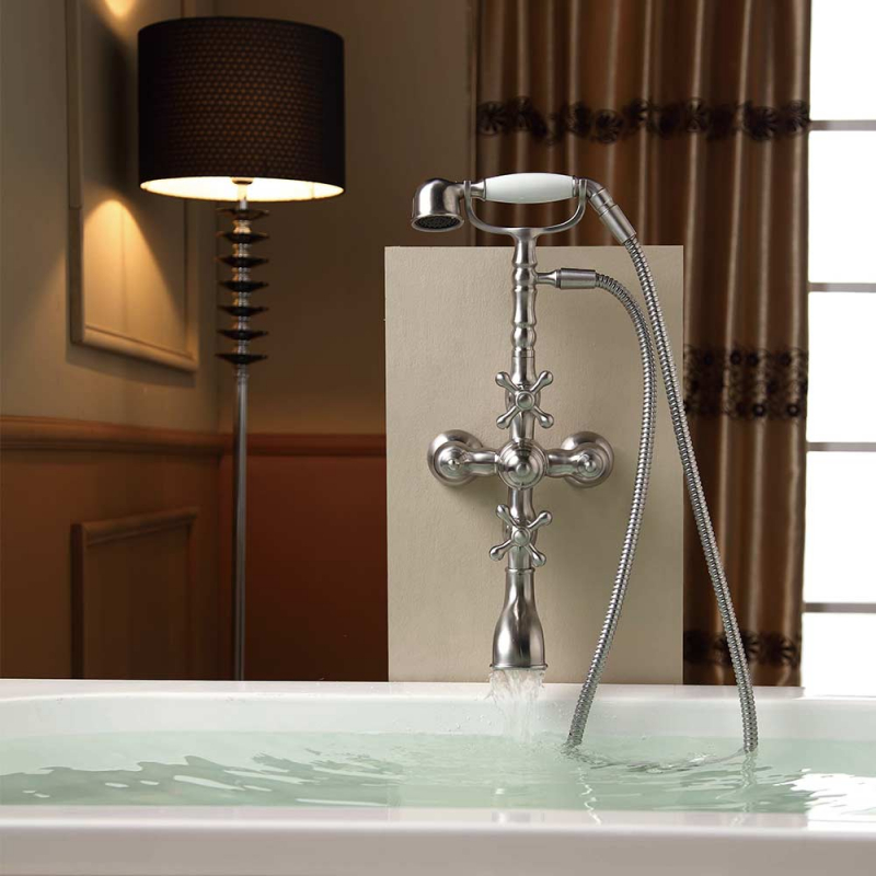 robinet de baignoire vintage en acier inoxydable